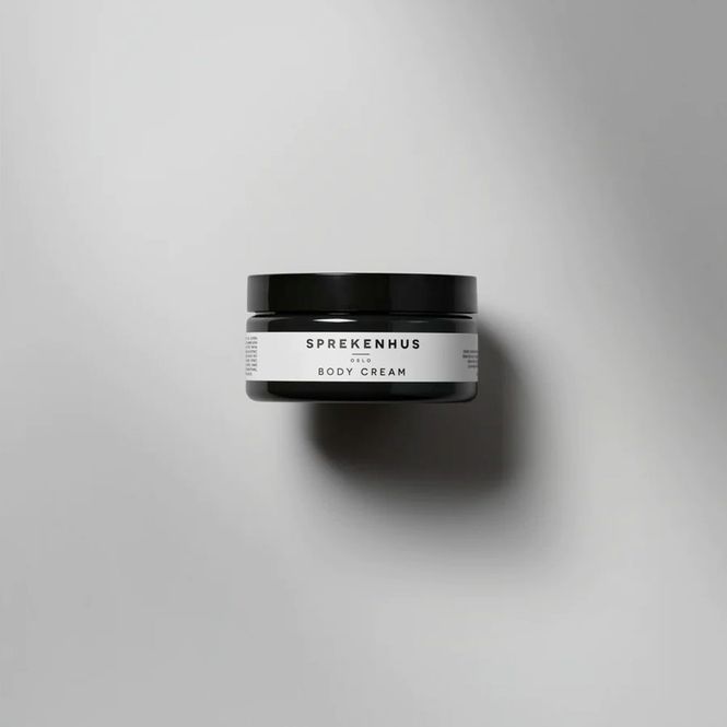 Hovedbilde AMBER INFATUATION BODY CREAM 230ML
